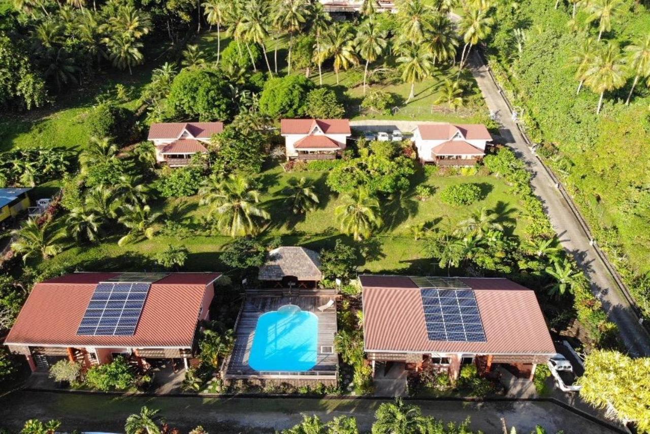 Bora Bora Holiday'S Lodge Bagian luar foto