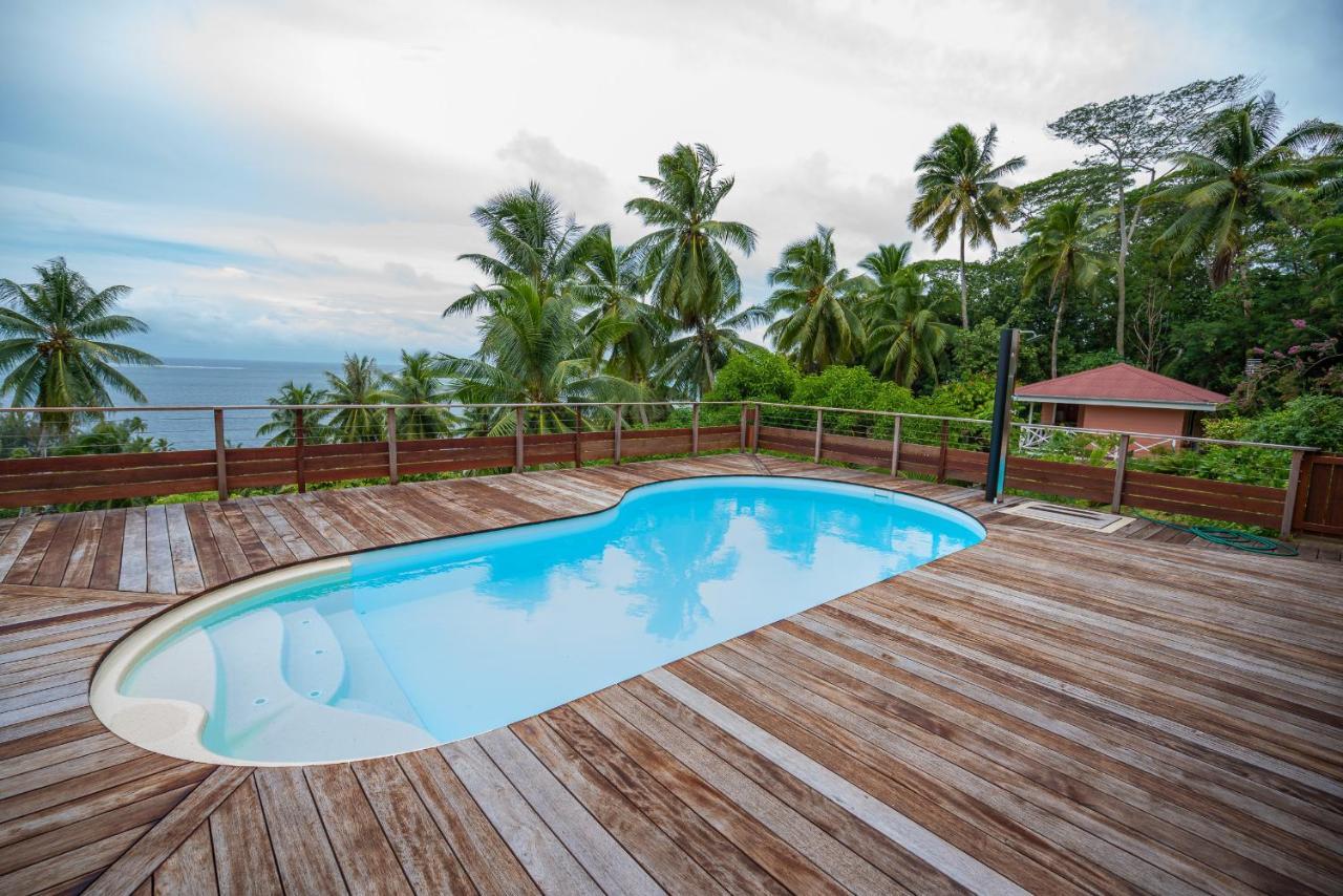 Bora Bora Holiday'S Lodge Bagian luar foto