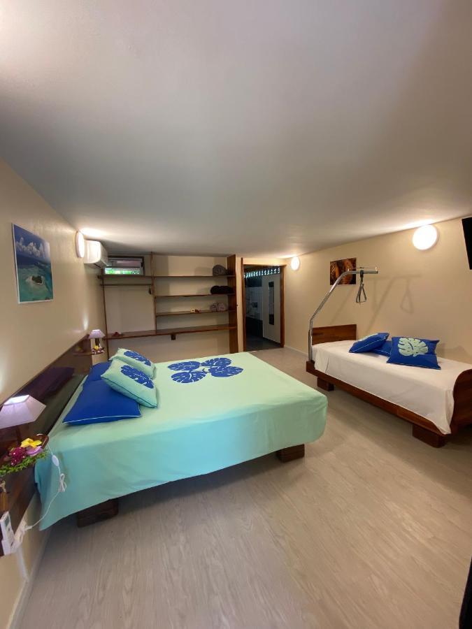 Bora Bora Holiday'S Lodge Bagian luar foto