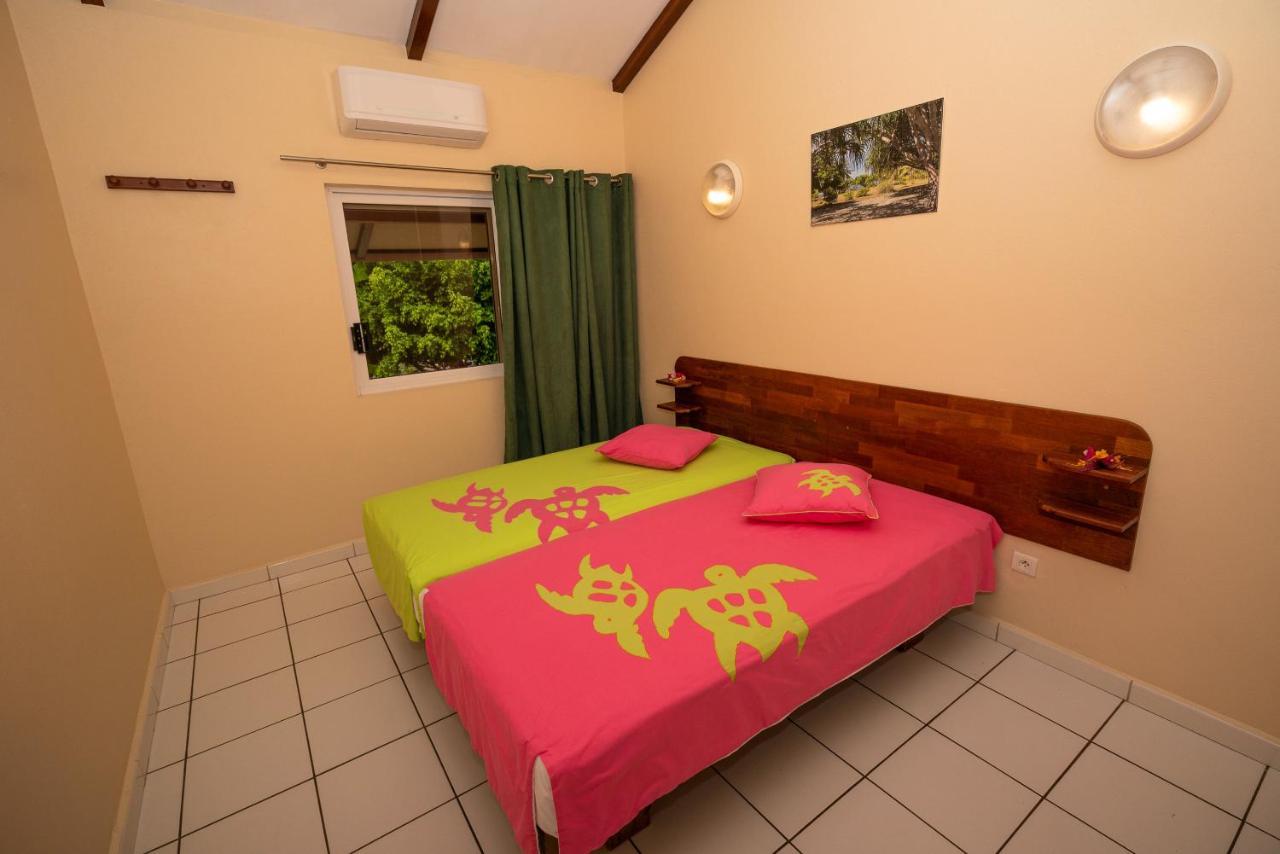 Bora Bora Holiday'S Lodge Bagian luar foto