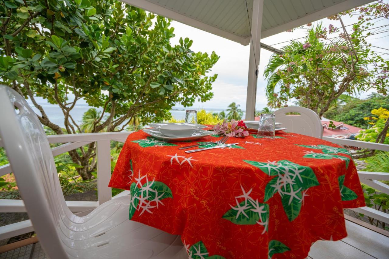 Bora Bora Holiday'S Lodge Bagian luar foto