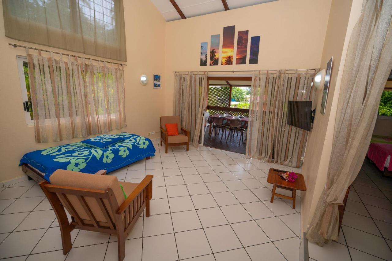 Bora Bora Holiday'S Lodge Bagian luar foto